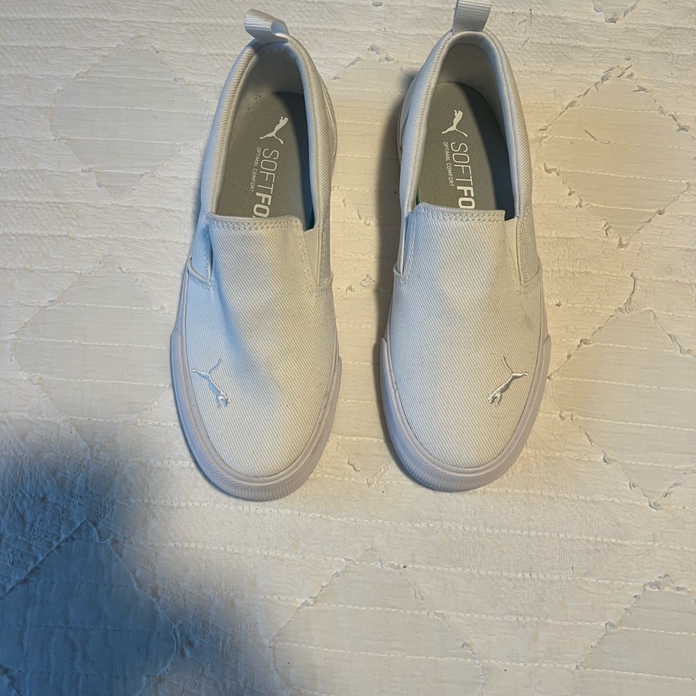 Kids PumaShoes - White